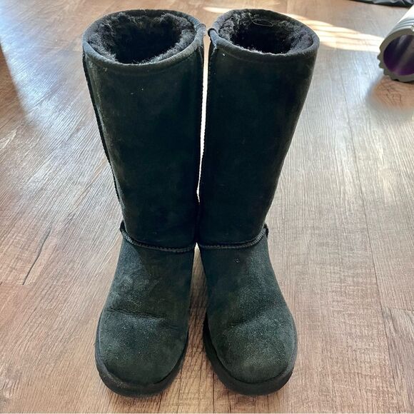 UGG Black Shearling Boots Tall suede size 7 - Picture 1 of 7
